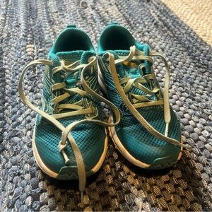 EUC Saucony Kids Sneakers, Sz 13.5